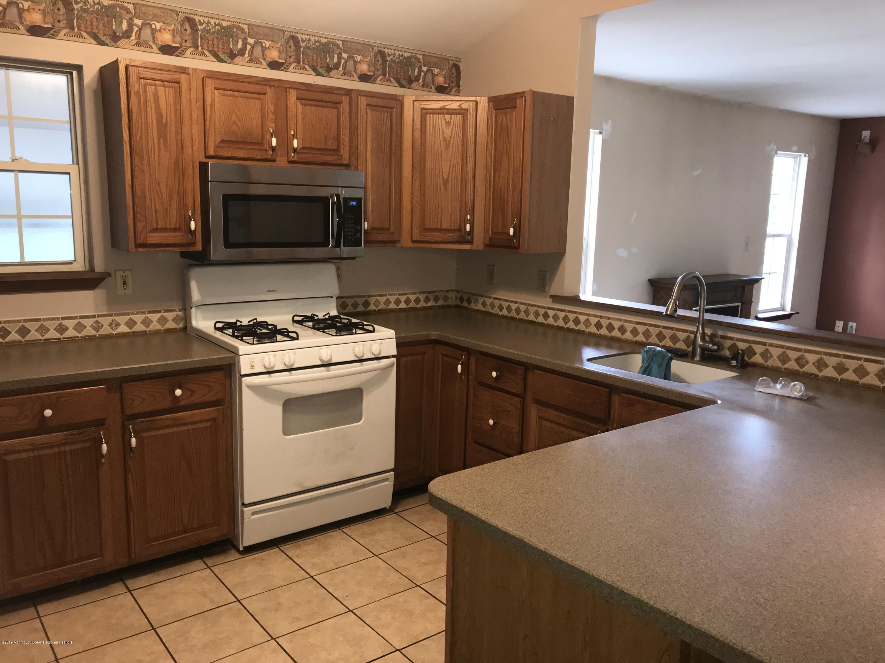 308 Grawtown Road Jackson, NJ 08527 - Photo 11 of 37 4B408D5F-7532-4E3A-979E-5C195FB48DE0