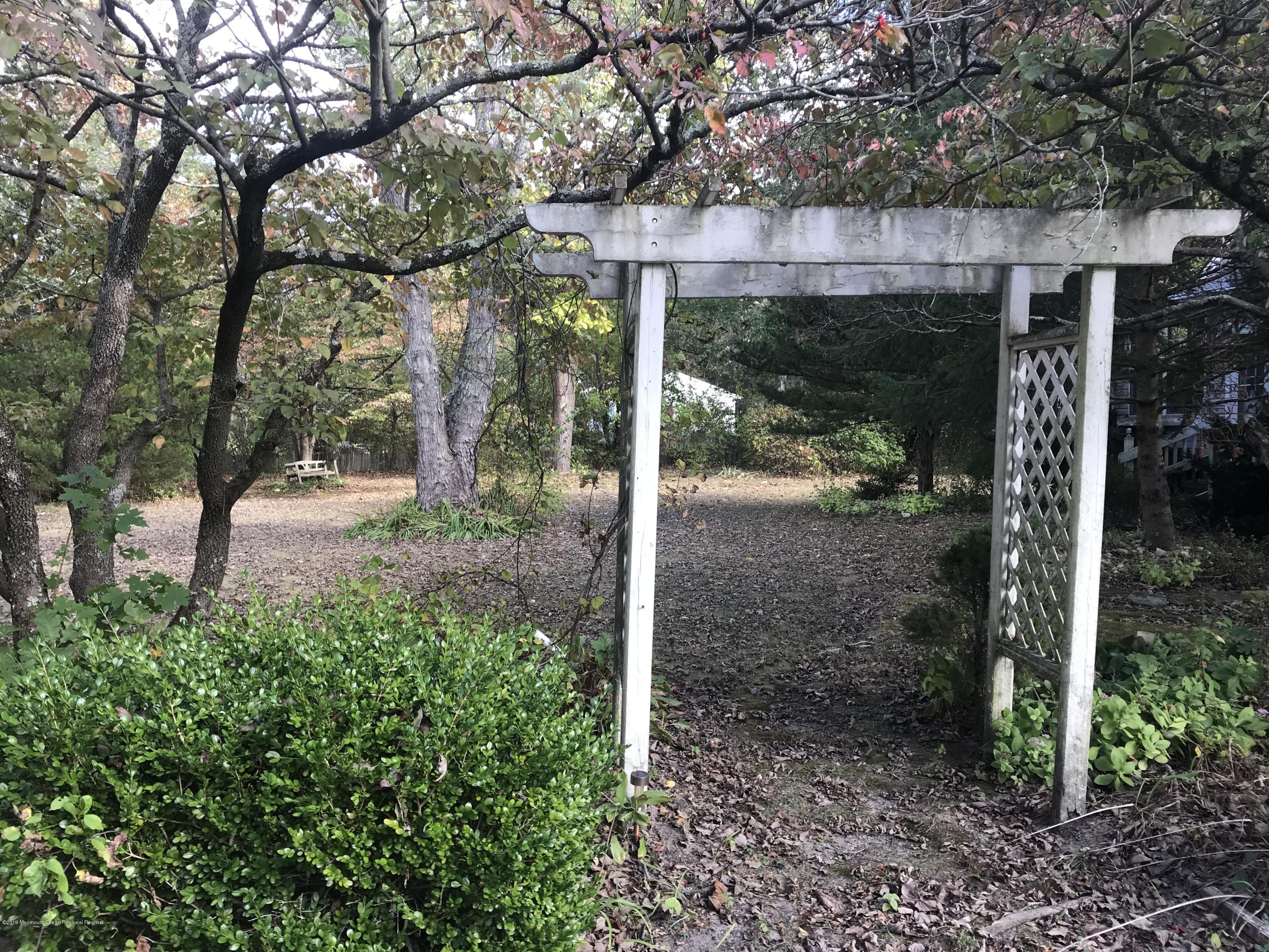 308 Grawtown Road Jackson, NJ 08527 - Photo 2 of 37 0DD85E7E-03A9-44F1-B0CE-8316099E36A0