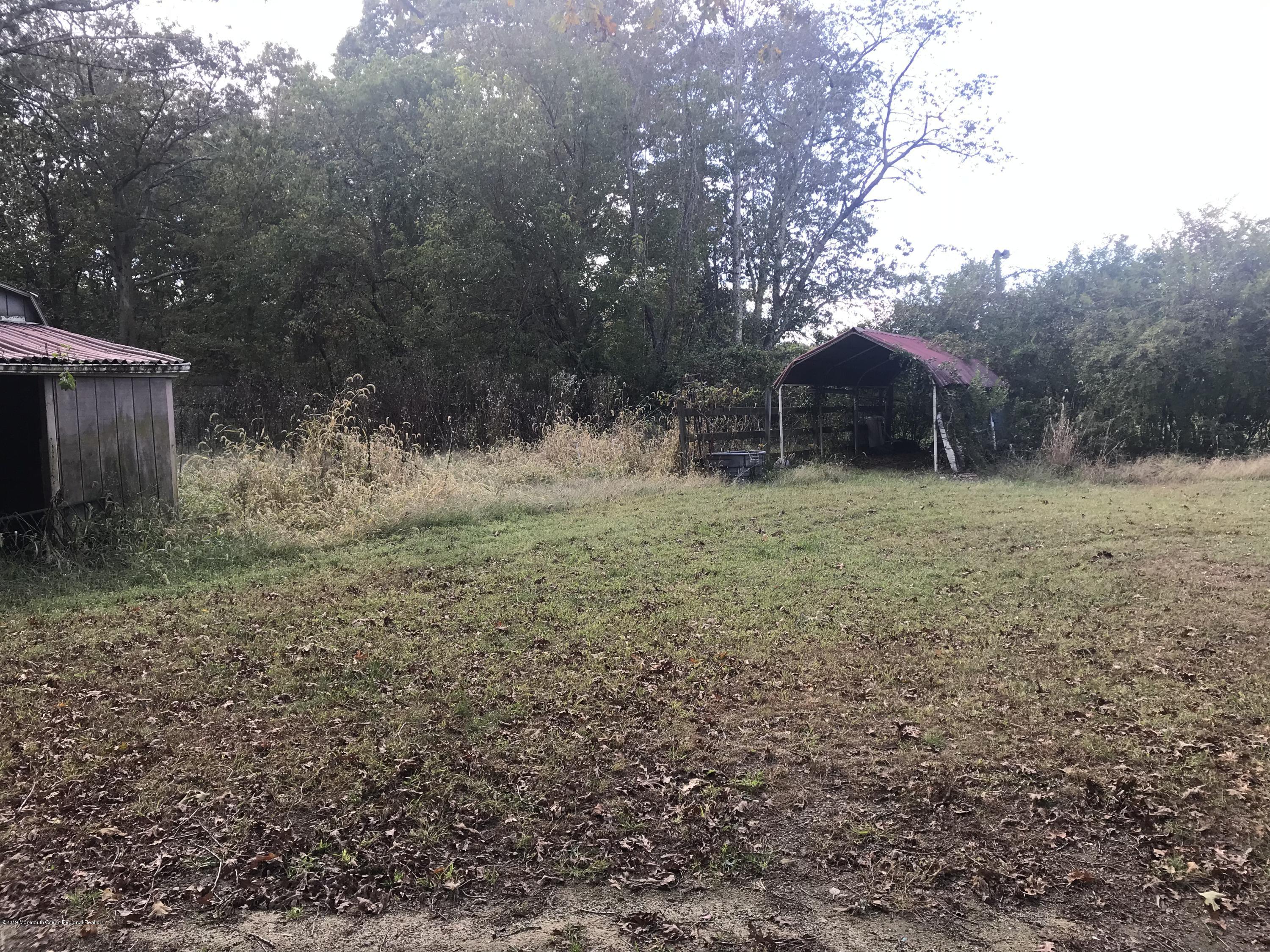 308 Grawtown Road Jackson, NJ 08527 - Photo 25 of 37 B72456A5-7D43-4456-92C5-0DFFD1C1D035