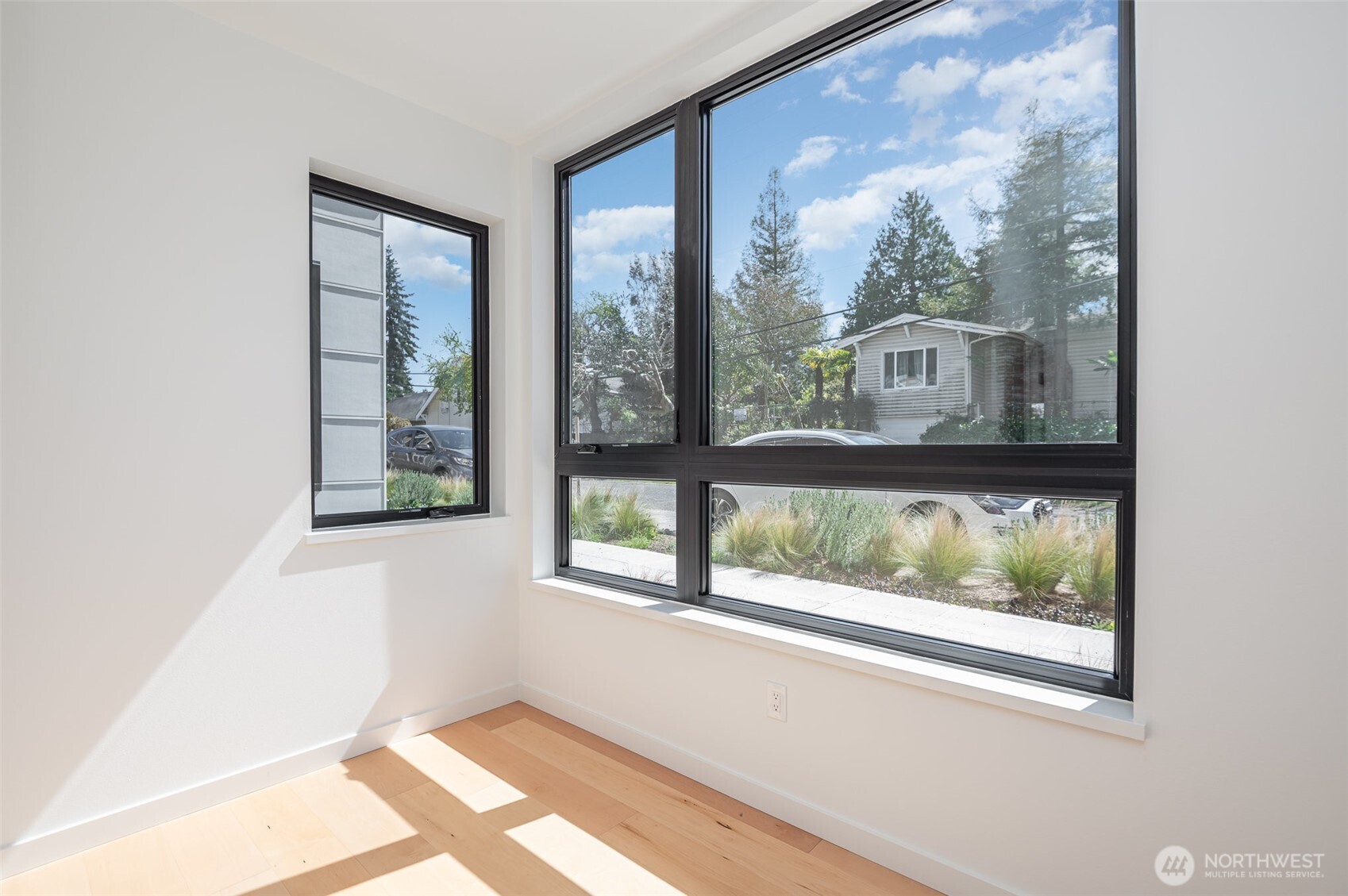 4214 Southwest 100th Street Seattle, WA 98136 - Photo 15 of 18 Gallery Image 15