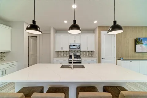 $599,000 | 1079 Waterline Court, Sarasota, FL 34240