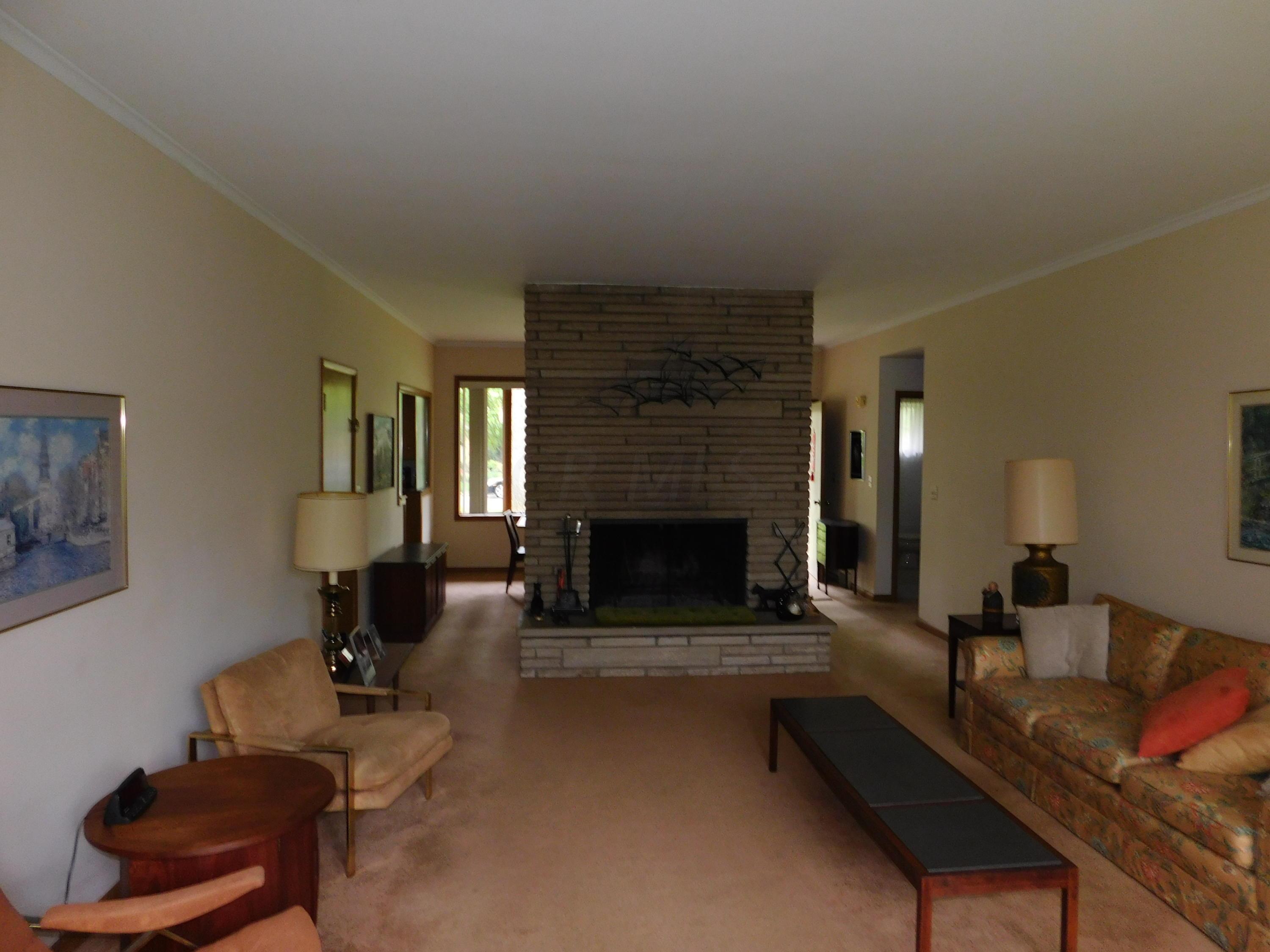 3152 Leeds Road Columbus, OH 43221 - Photo 2 of 9 Gallery Image 2