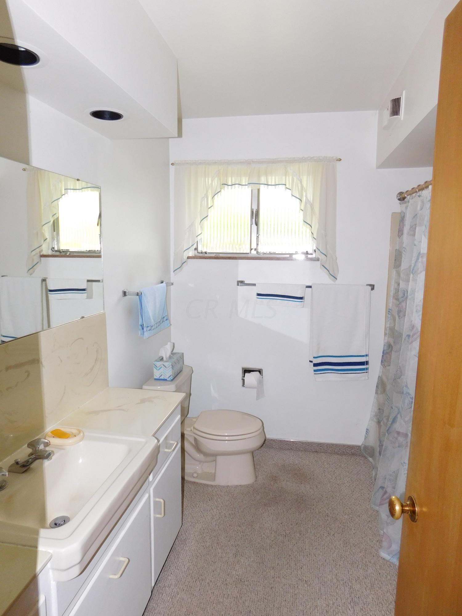 3152 Leeds Road Columbus, OH 43221 - Photo 5 of 9 Gallery Image 5