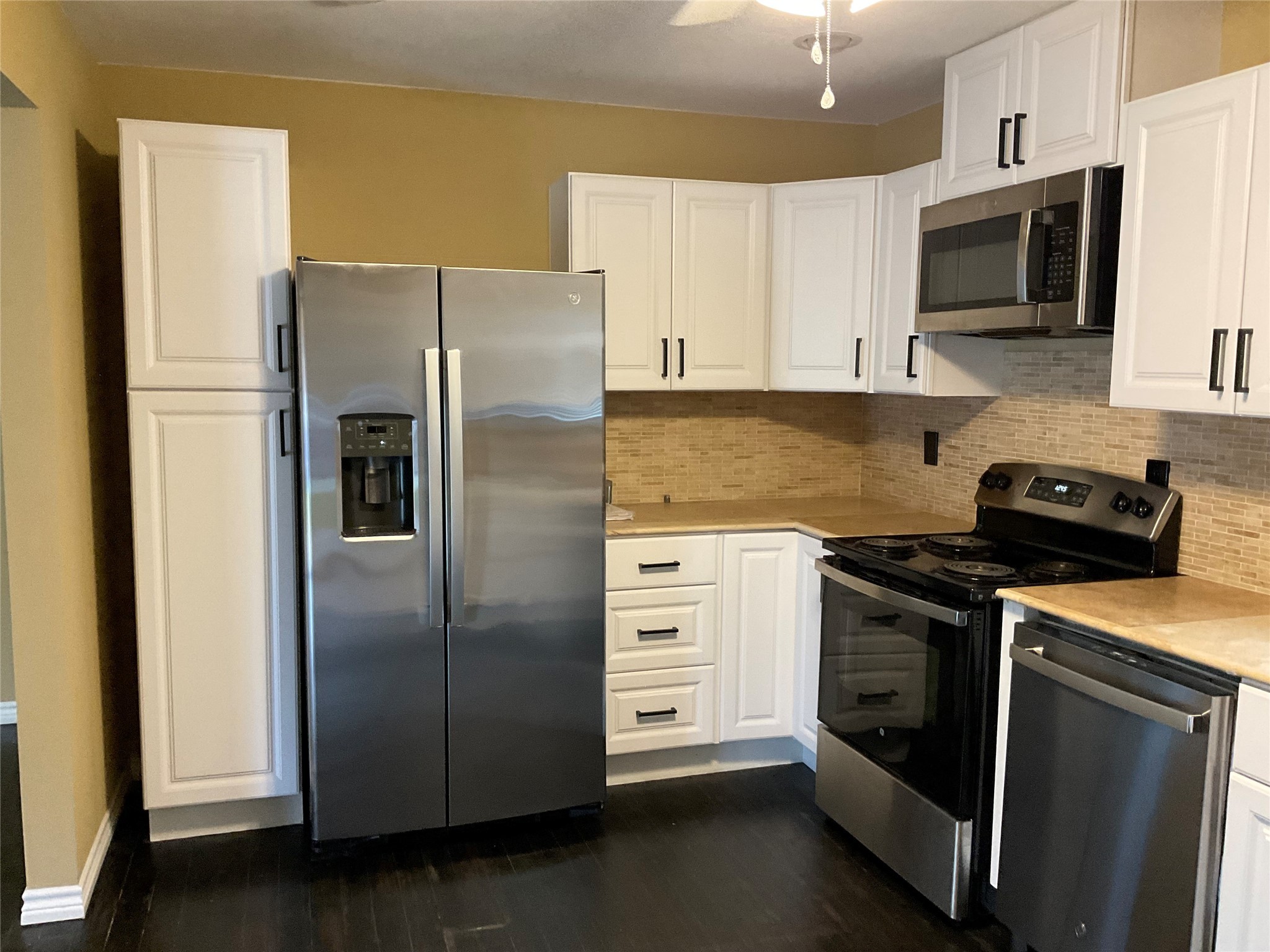 207 South George Street Victoria, TX 77901 - Photo 18 of 27