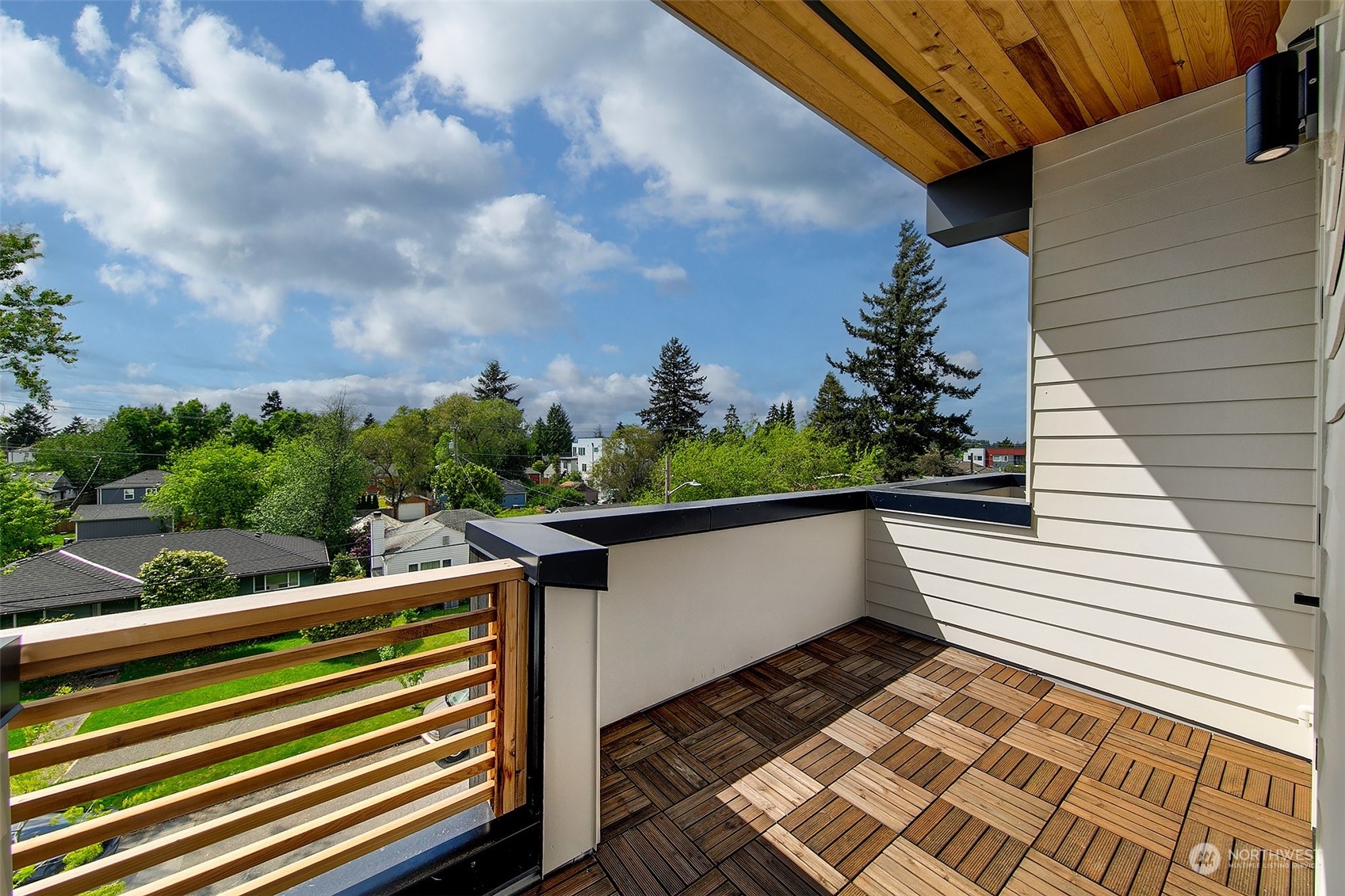 9240 20th Avenue Southwest, Unit B Seattle, WA 98106 - Photo 14 of 17