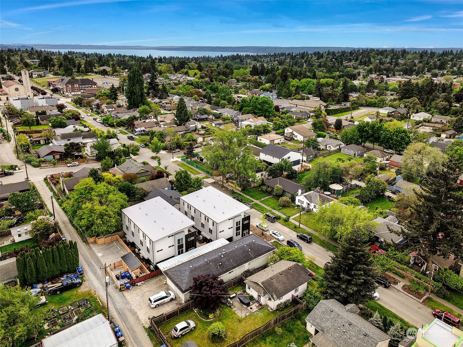 9240 20th Avenue Southwest, Unit B Seattle, WA 98106 - Photo 16 of 17