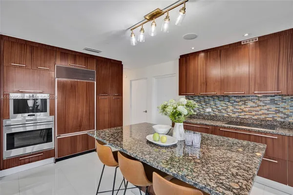 $12,000 | 16001 Collins Avenue, Unit 1604, Sunny Isles Beach, FL 33160