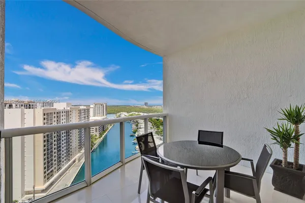 $12,000 | 16001 Collins Avenue, Unit 1604, Sunny Isles Beach, FL 33160