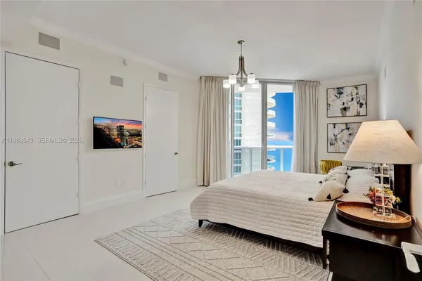 $12,000 | 16001 Collins Avenue, Unit 1604, Sunny Isles Beach, FL 33160