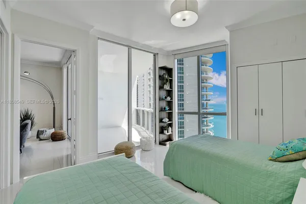 $12,000 | 16001 Collins Avenue, Unit 1604, Sunny Isles Beach, FL 33160