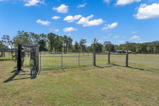 $1,300,000 | 1715 County Road 4015, Crockett, TX 75835
