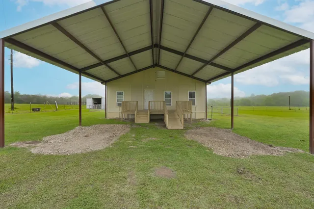 $1,300,000 | 1715 County Road 4015, Crockett, TX 75835