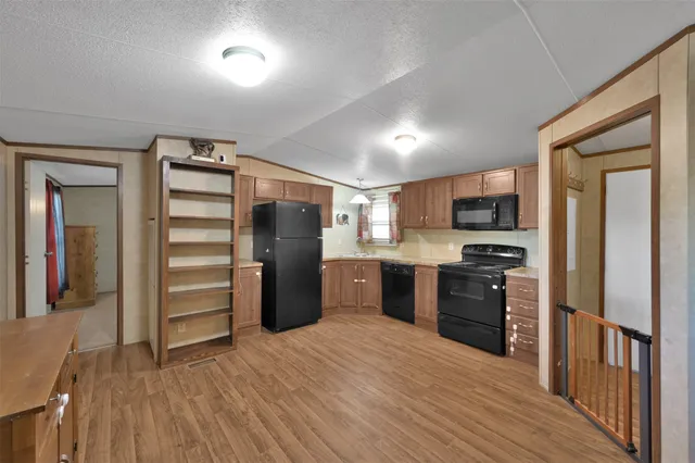 $1,300,000 | 1715 County Road 4015, Crockett, TX 75835