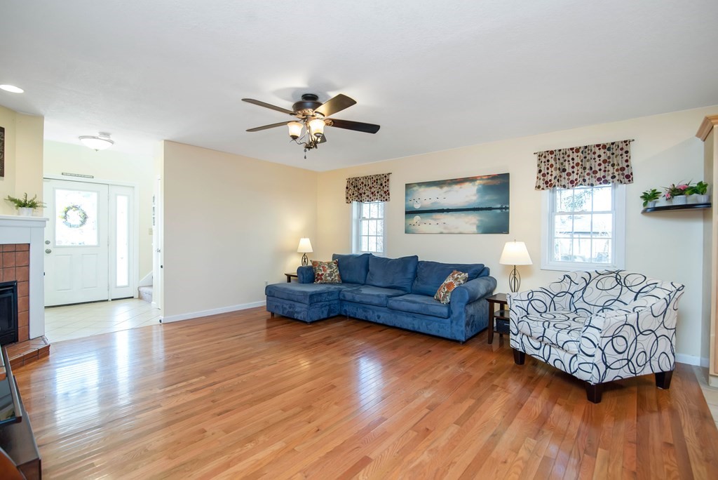 33 Manchonis Road Wilbraham, MA 01095 - Photo 8 of 41 Gallery Image 8