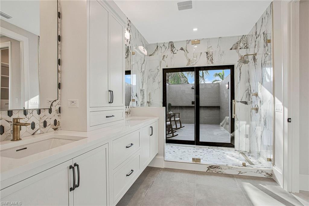 1685 Ludlow Road Marco Island, FL 34145 - Photo 19 of 50