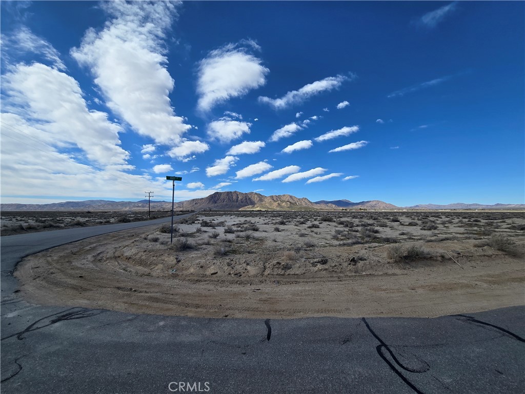 1 North Side Road Lucerne Valley, CA 92356 - Photo 1 of 4