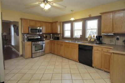 723 Portage Avenue Three Rivers, MI 49093 - Photo 8 of 21 Additional Photo