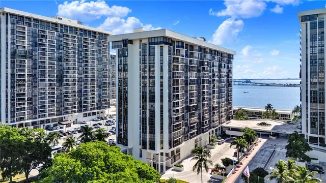 $850,000 | 1915 Brickell Avenue, Unit C1101, Miami, FL 33129