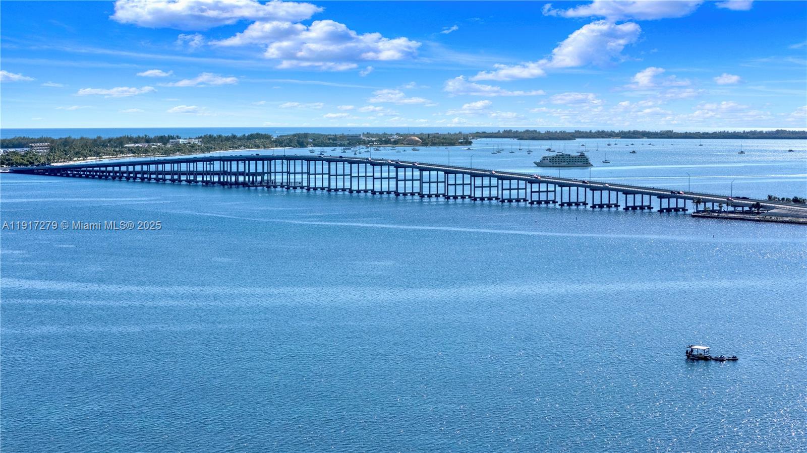 1915 Brickell Avenue, Unit C1101 Miami, FL 33129 - Photo 55 of 55 a view of a terrace