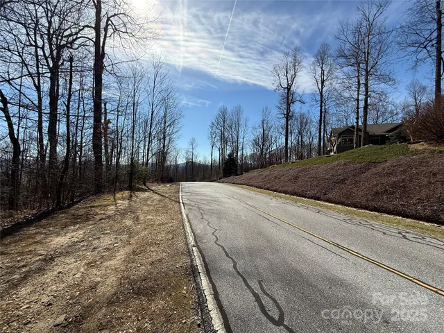 $165,000 | 217 Chatsworth Court, Flat Rock, NC 28731