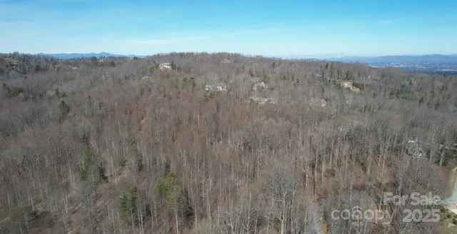 $165,000 | 217 Chatsworth Court, Flat Rock, NC 28731