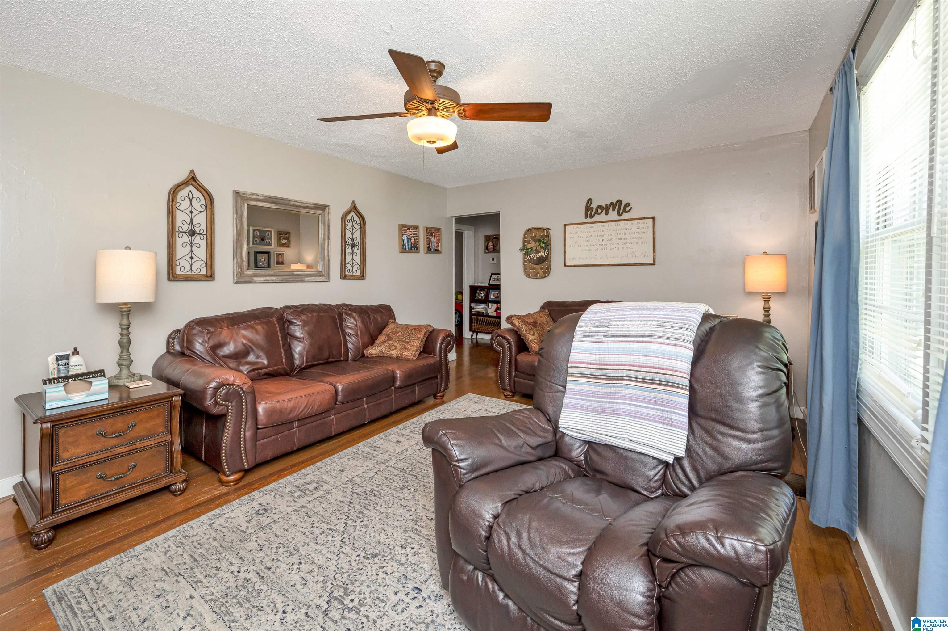 4312 Maple Circle Adamsville, AL 35005 - Photo 4 of 38