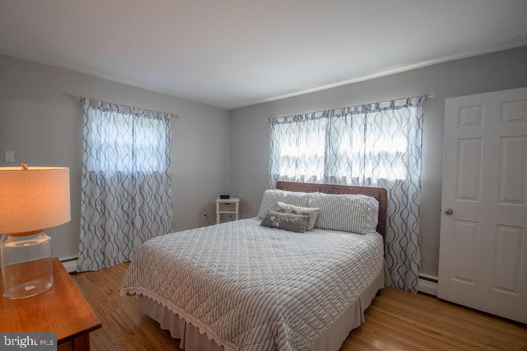 20 Rita Road Morrisville, PA 19067 - Photo 14 of 35 Main bedroom upper level