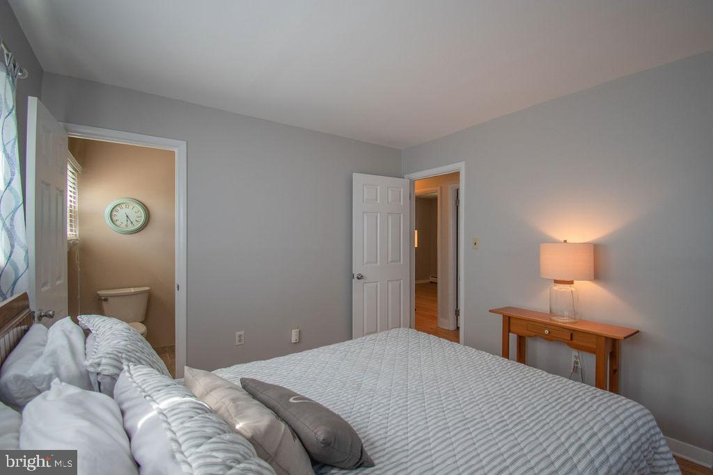 20 Rita Road Morrisville, PA 19067 - Photo 16 of 35 Main bedroom upper level