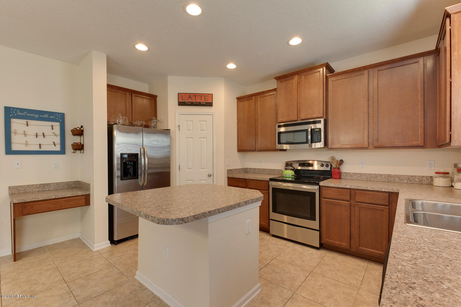282 Amber Ridge Road Jacksonville, FL 32218 - Photo 13 of 34 282 Amber Ridge Rd-large-014-4-IMG 4162-