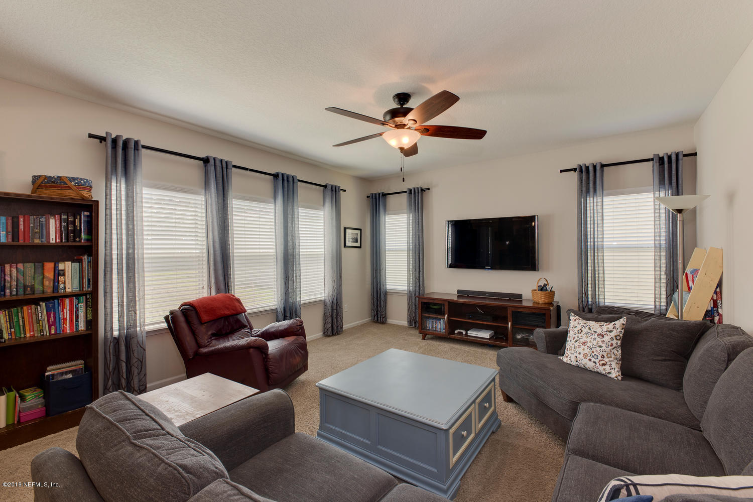 282 Amber Ridge Road Jacksonville, FL 32218 - Photo 6 of 34 282 Amber Ridge Rd-large-007-25-IMG 4141