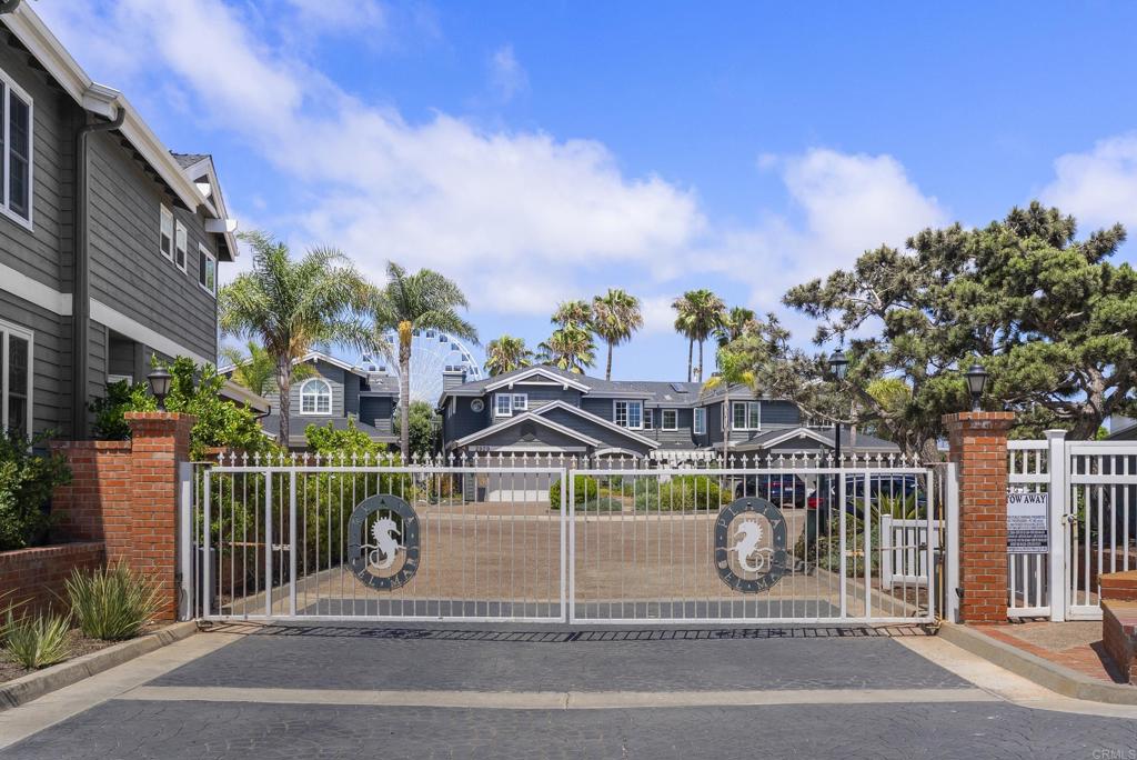 2921 Sandy Pointe, Unit 3 Del Mar, CA 92014 - Photo 14 of 16