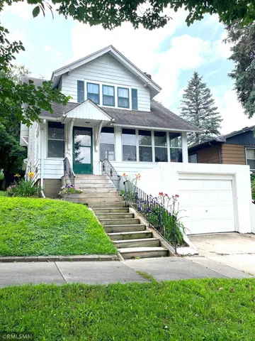 $220,000 | 231 Bradley Street, Mankato, MN 56001