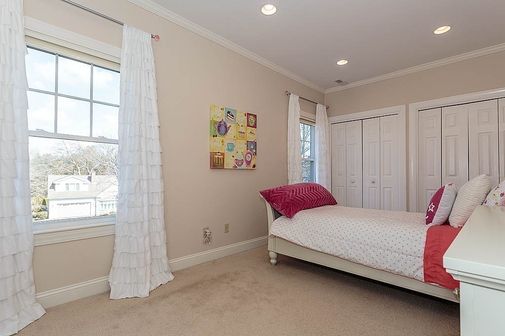 18 Woodfall Road Belmont, MA 02478 - Photo 16 of 30 Gallery Image 16
