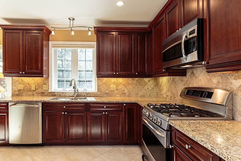 18 Woodfall Road Belmont, MA 02478 - Photo 8 of 30 Gallery Image 8