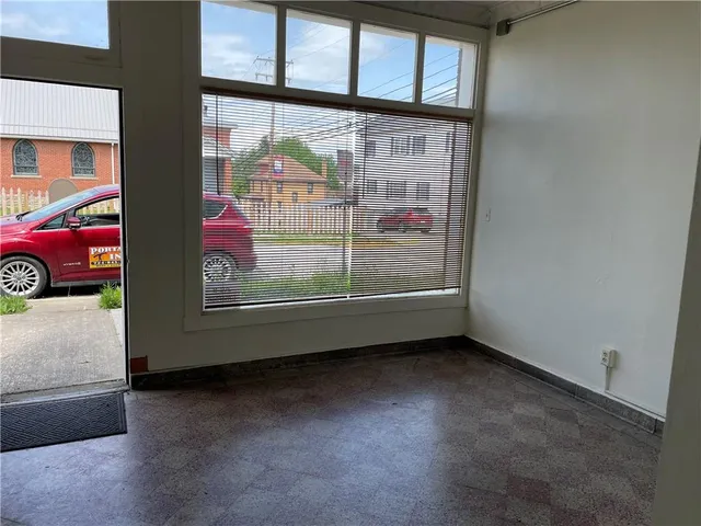 $75,000 | 800 Wallace Street, Vandergrift, PA 15690