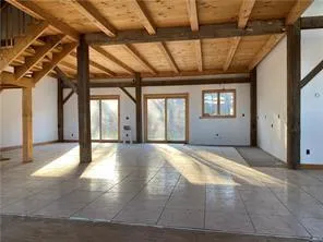 a view of livingroom with furniture