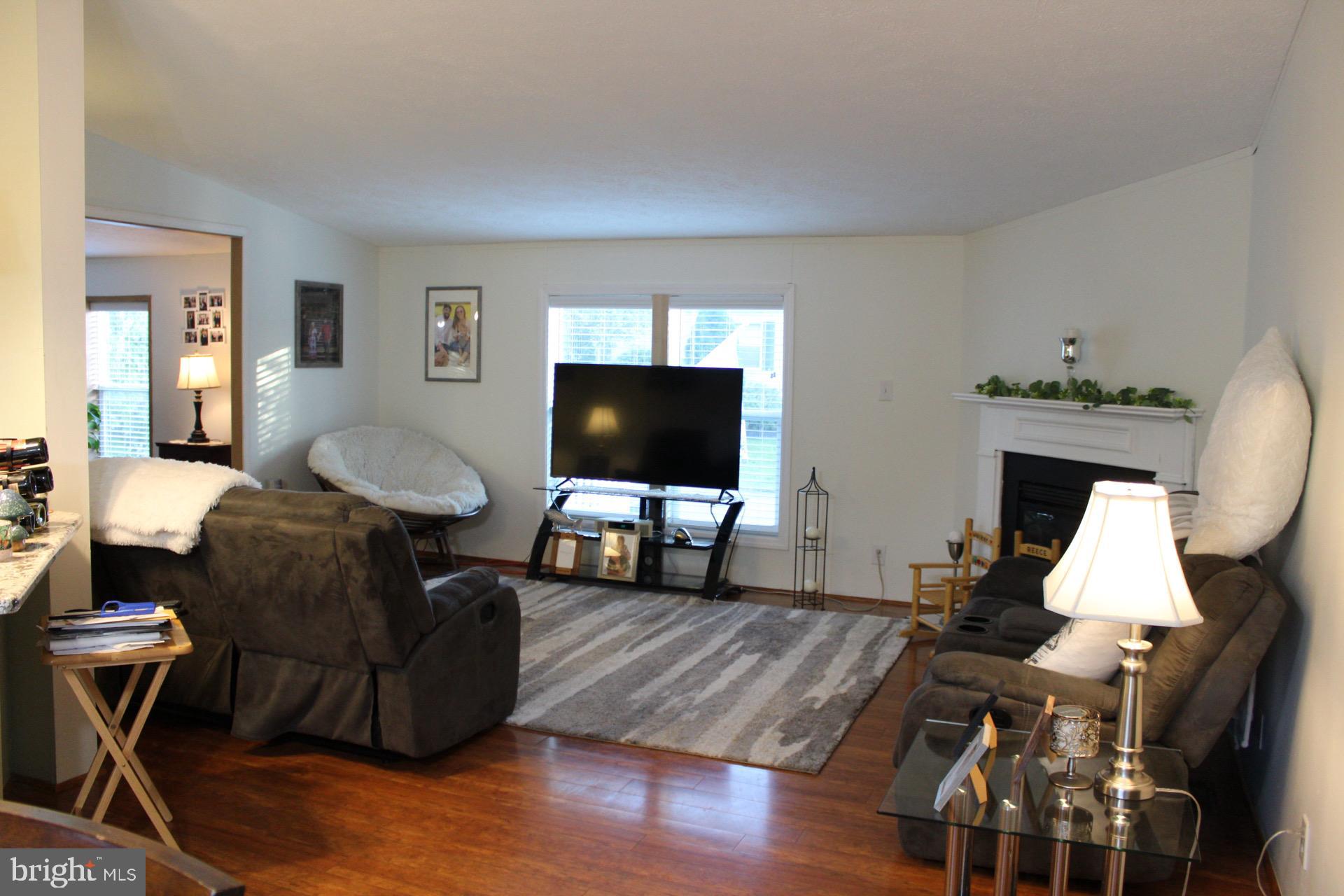 8 Williams Way Avondale, PA 19311 - Photo 11 of 24 Inviting living space with natural light.