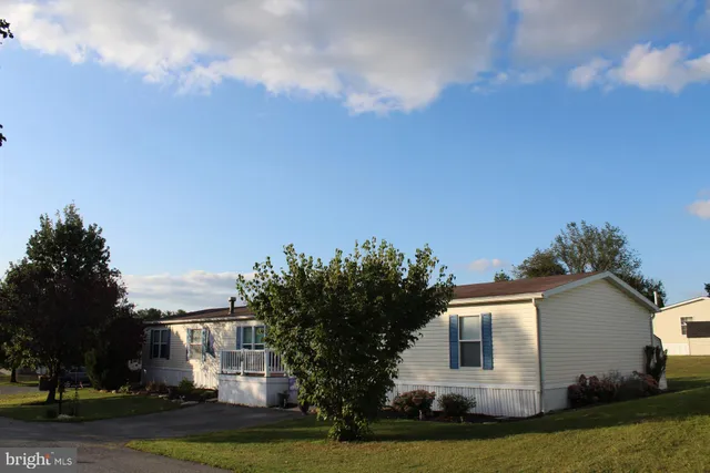 $147,000 | 8 Williams Way, Avondale, PA 19311