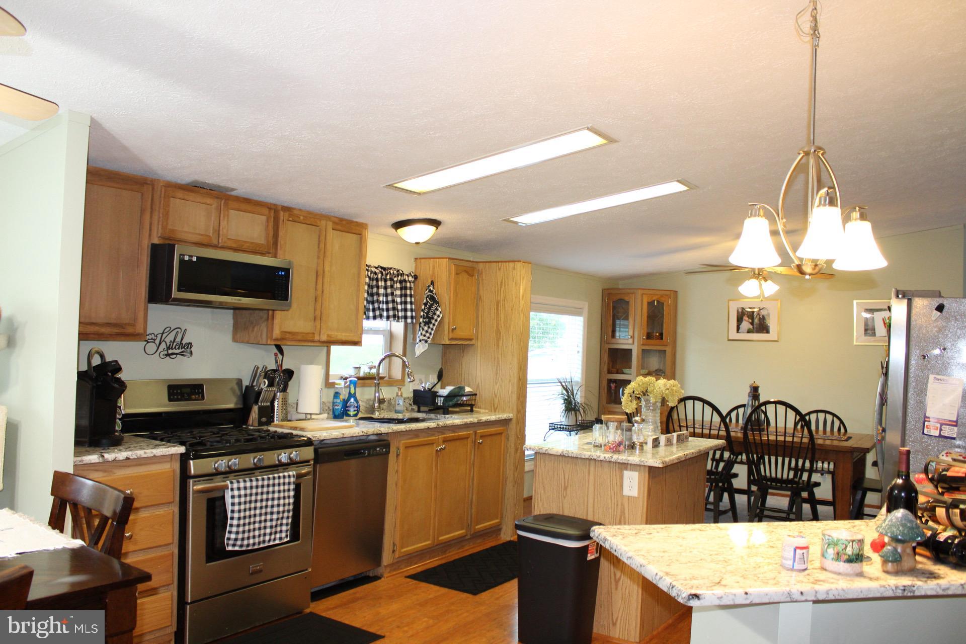 8 Williams Way Avondale, PA 19311 - Photo 3 of 24 Bright and inviting modern kitchen space.