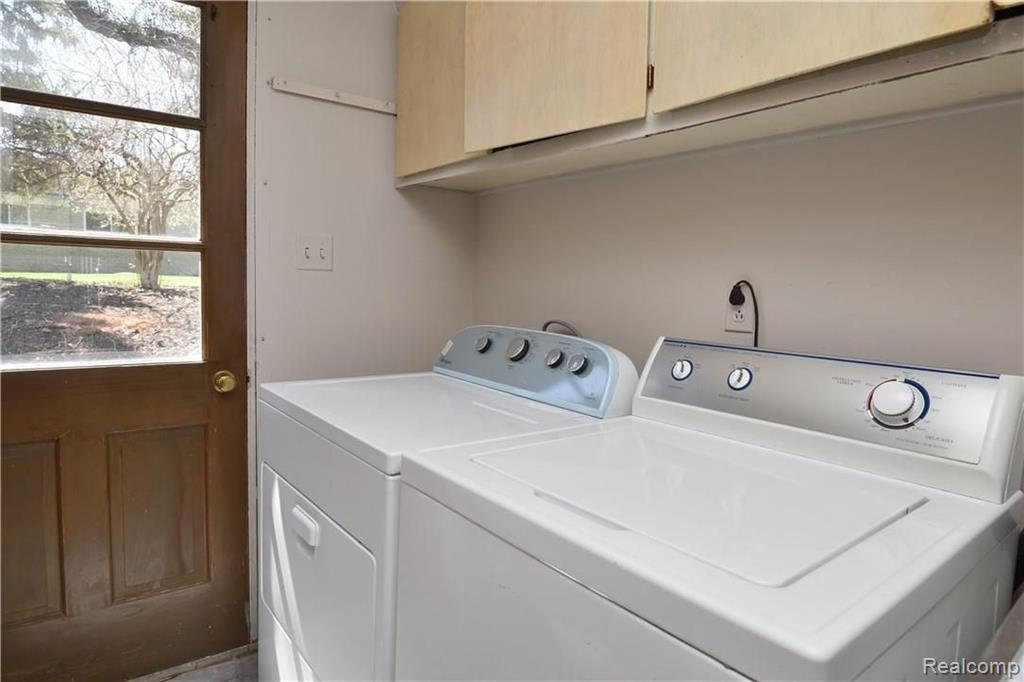 6037 Deguise Court Rochester Hills, MI 48306 - Photo 28 of 31