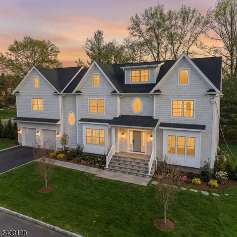 $2,600,000 | 1 Emmett Street, Chatham, NJ 07928