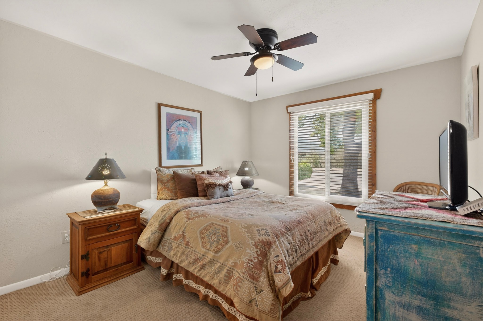 320 Artist Road, Unit 51 Santa Fe, NM 87501 - Photo 16 of 20 Guest Bedroom