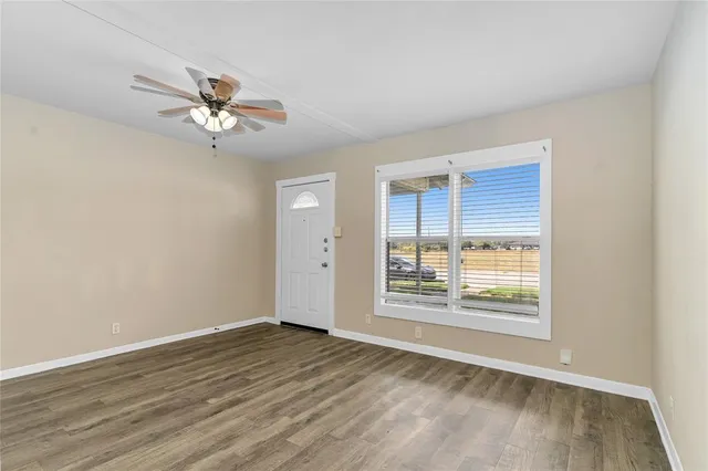 $1,050 | 122 Ramsey Street, Unit 124, Cleburne, TX 76031