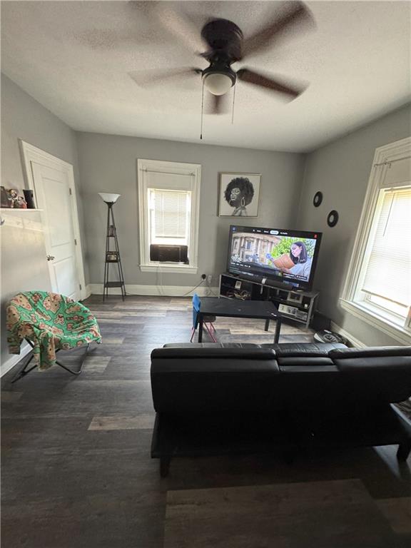 291 Pinney Street Rochester, PA 15074 - Photo 11 of 20 Gallery Image 11