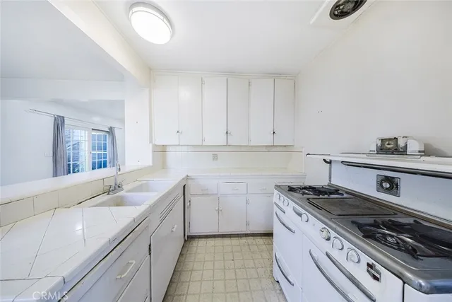 $1,400,000 | 1324 South 1st Avenue, Arcadia, CA 91006