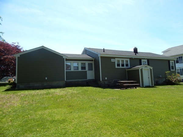 86 Elmwood Road Methuen, MA 01844 - Photo 13 of 15 Gallery Image 13