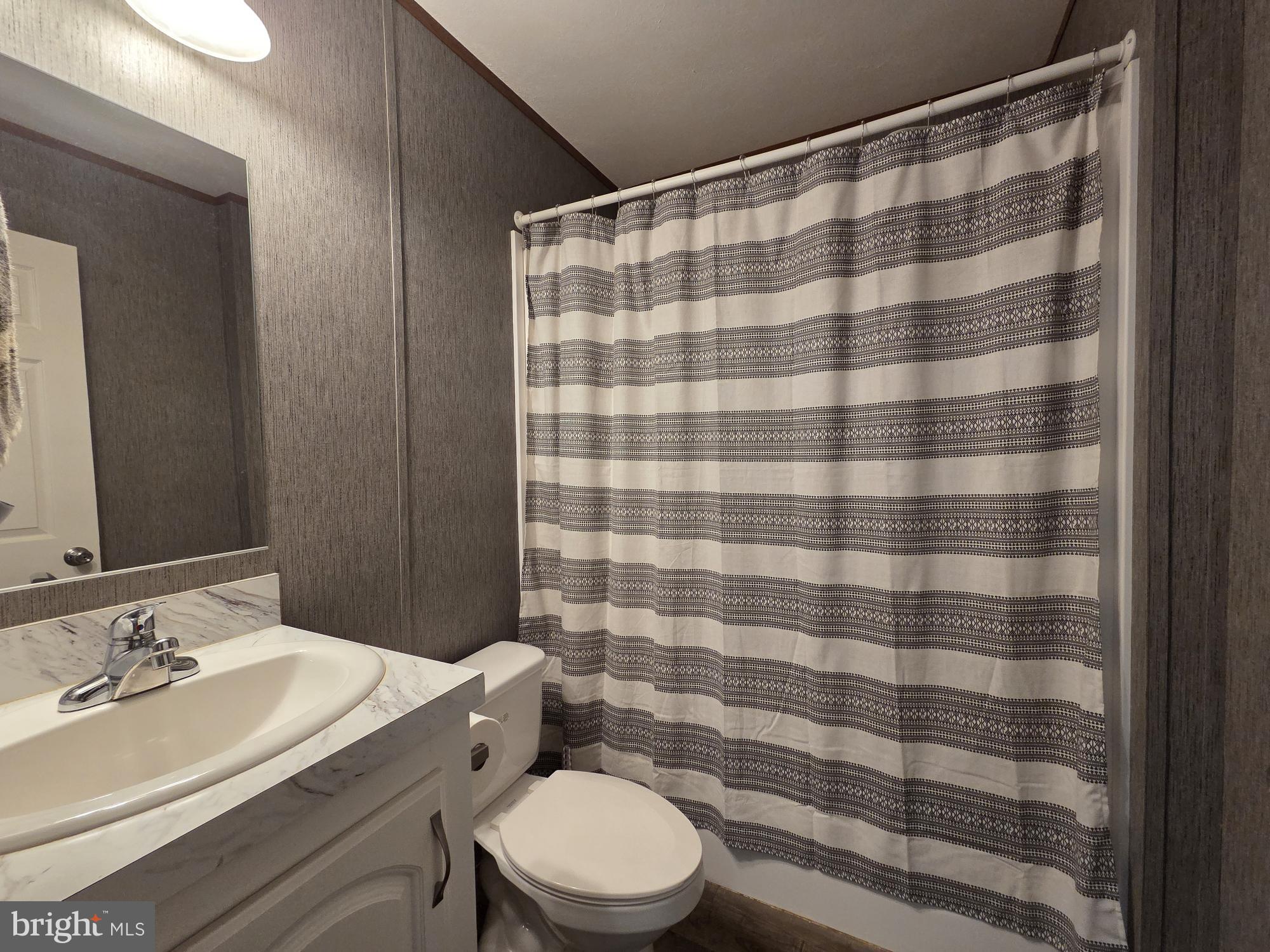 490 North Patuxent Road Odenton, MD 21113 - Photo 4 of 12 Bathroom