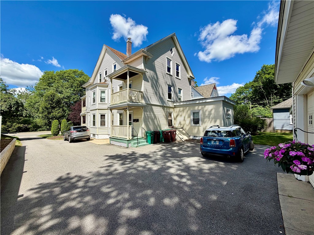 415 Harris Avenue Woonsocket, RI 02895 - Photo 6 of 46