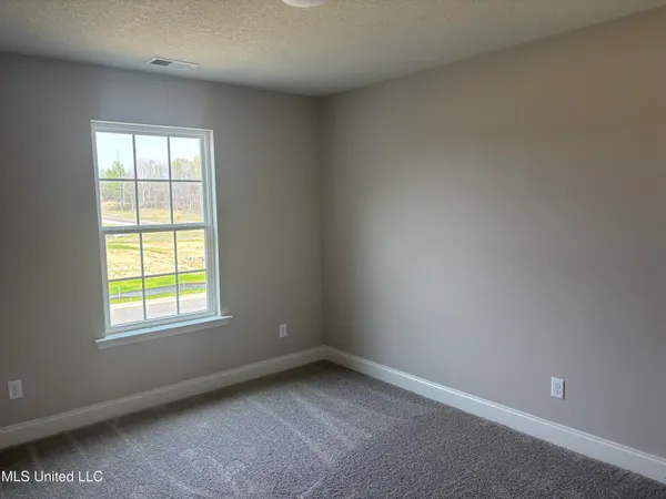 $439,900 | 939 Buttermilk Drive, Nesbit, MS 38651