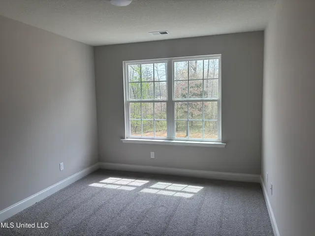 $439,900 | 939 Buttermilk Drive, Nesbit, MS 38651